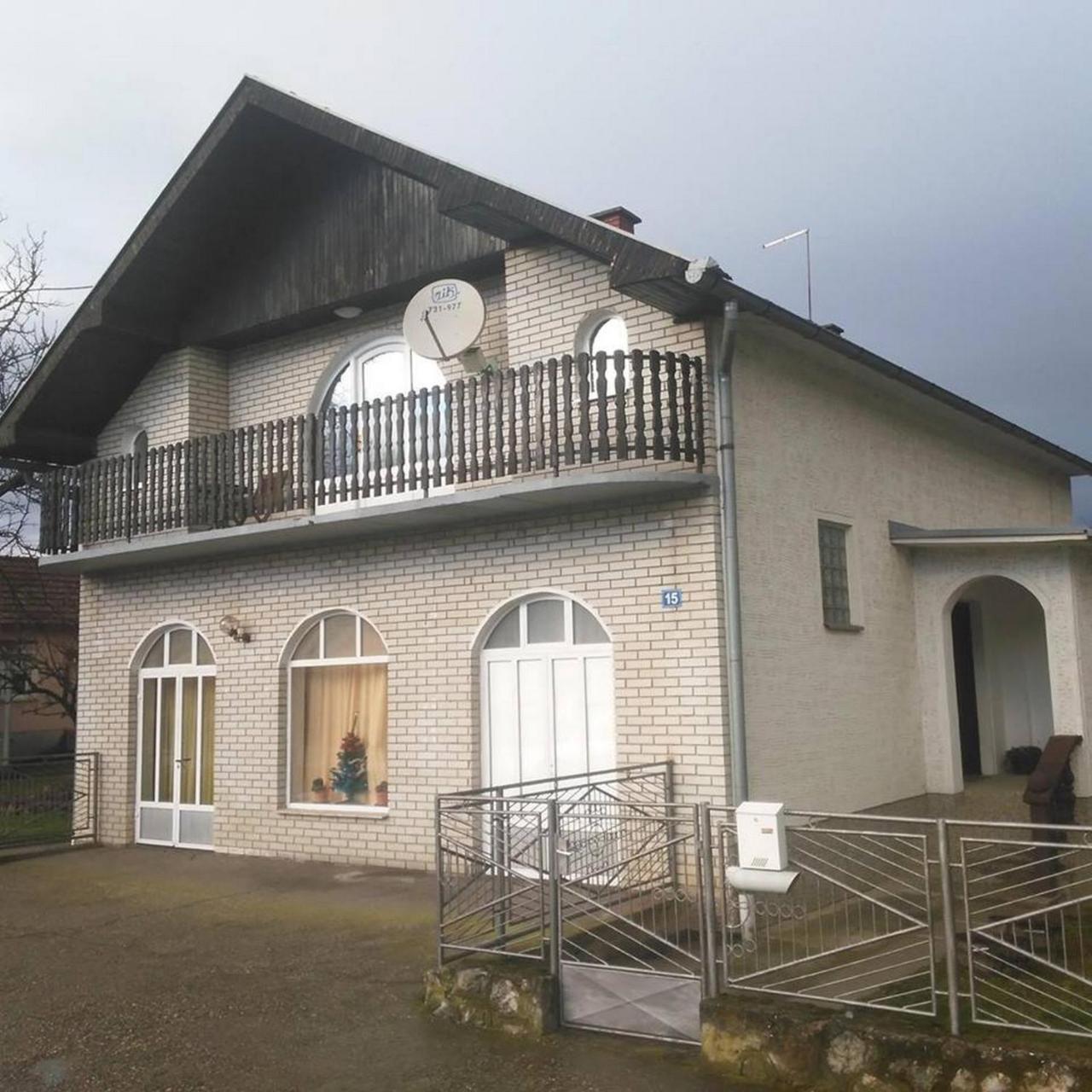 Rooms Mila Rezovac Kültér fotó