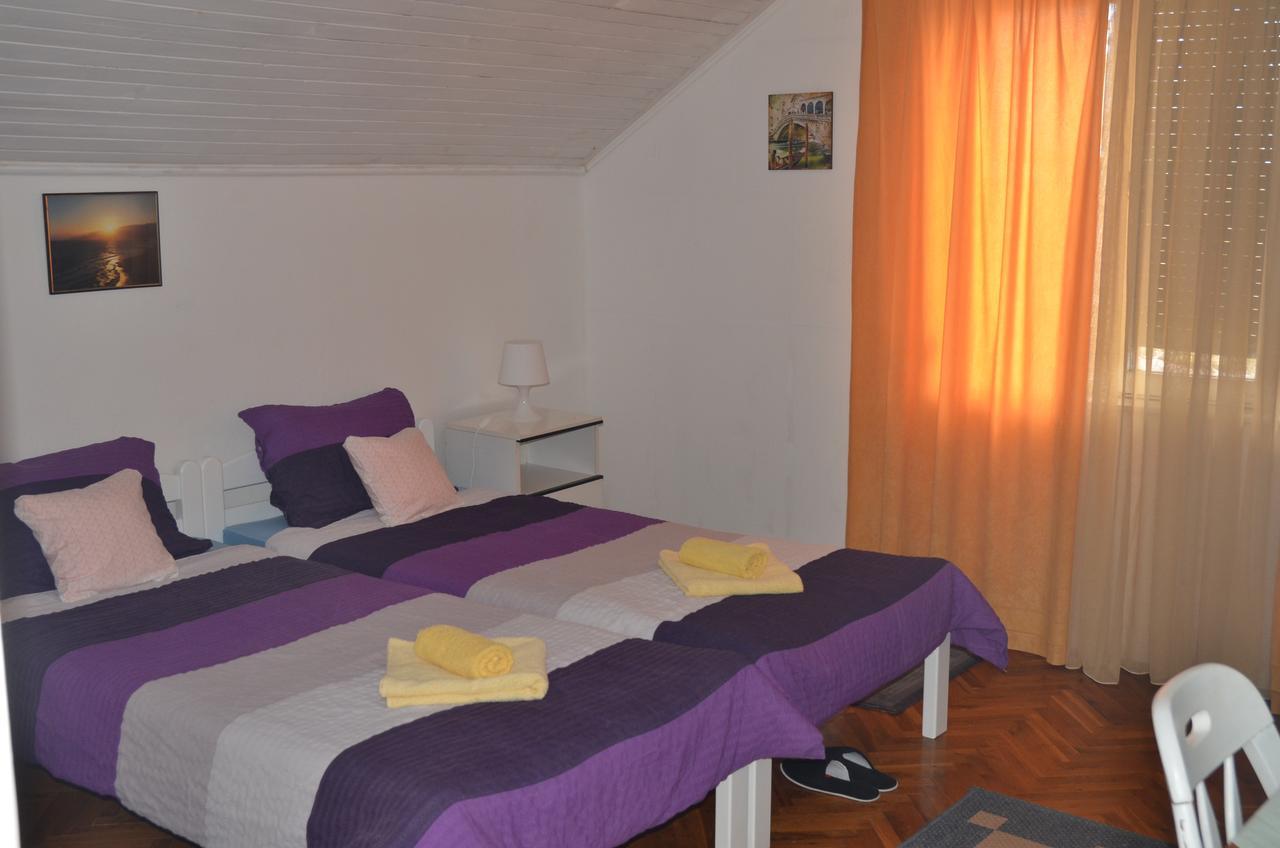 Rooms Mila Rezovac Kültér fotó